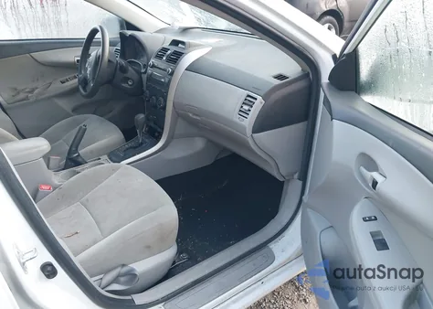 2013 Toyota Corolla L z USA, uszkodzony, nr VIN 5YFBU4EE6DP203592